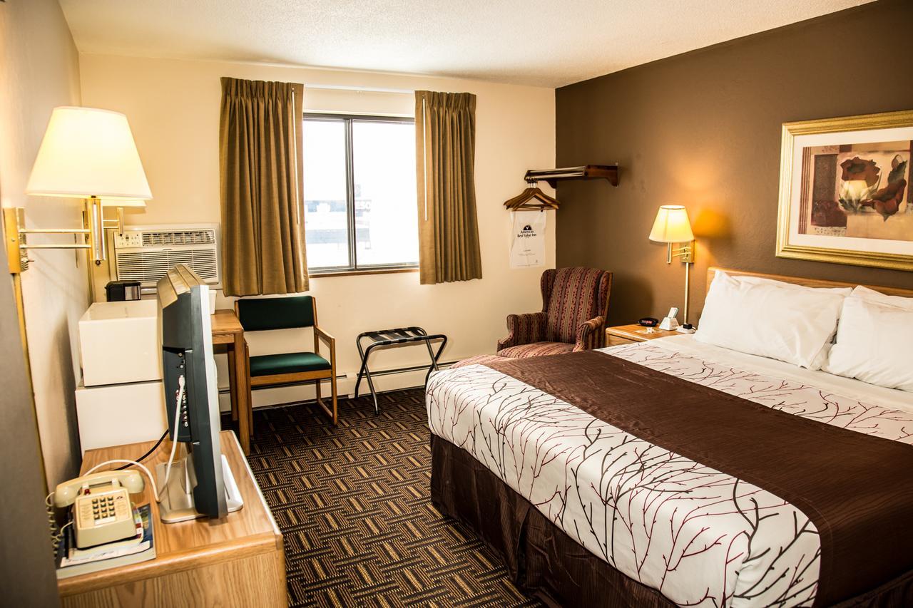 Americas Best Value Inn & Suites Detroit Lakes Exterior foto