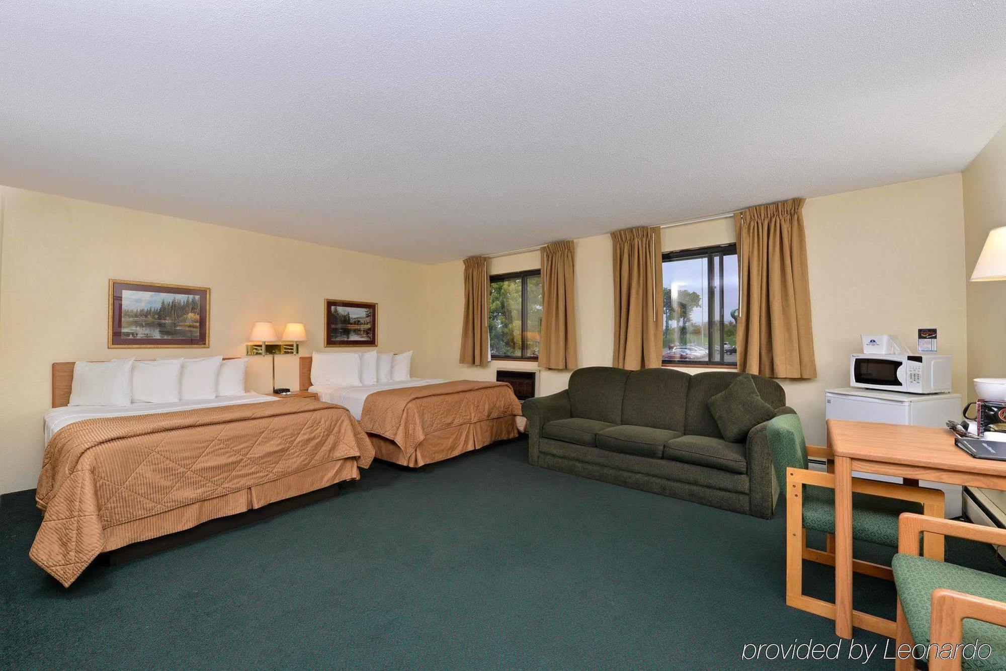 Americas Best Value Inn & Suites Detroit Lakes Exterior foto